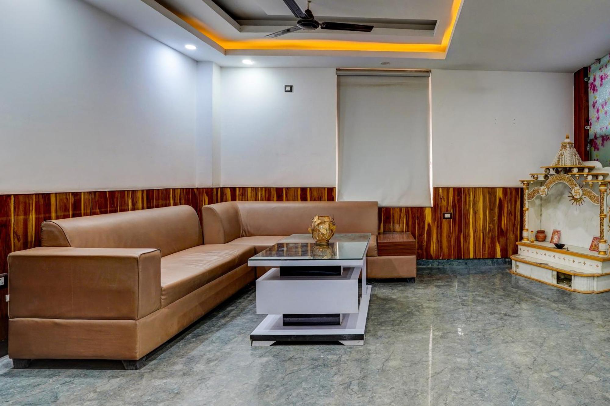 Hotel Hight Krone A Family Hotel Near Igi Airport Delhi Yeni Delhi Dış mekan fotoğraf