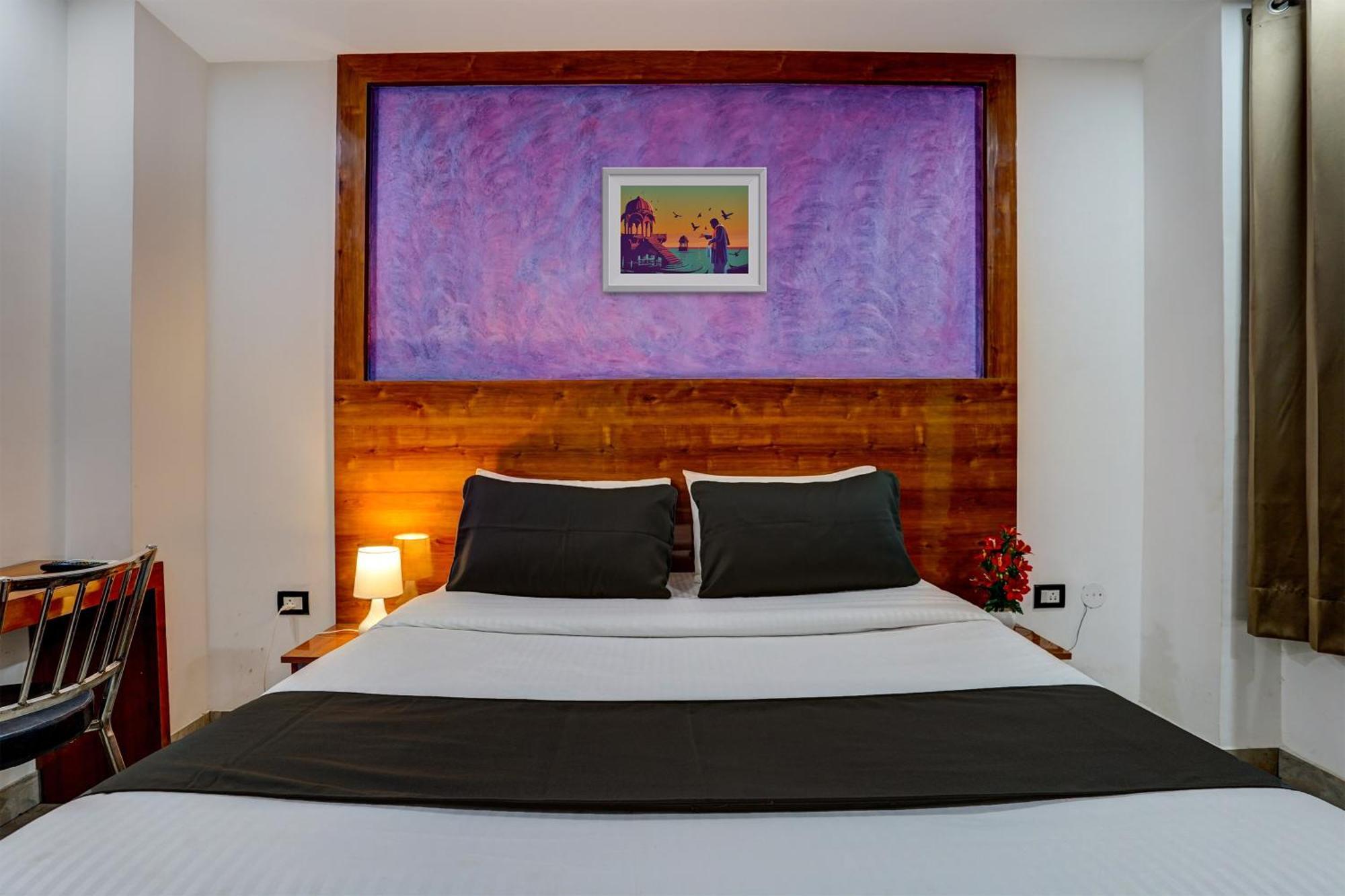 Hotel Hight Krone A Family Hotel Near Igi Airport Delhi Yeni Delhi Dış mekan fotoğraf