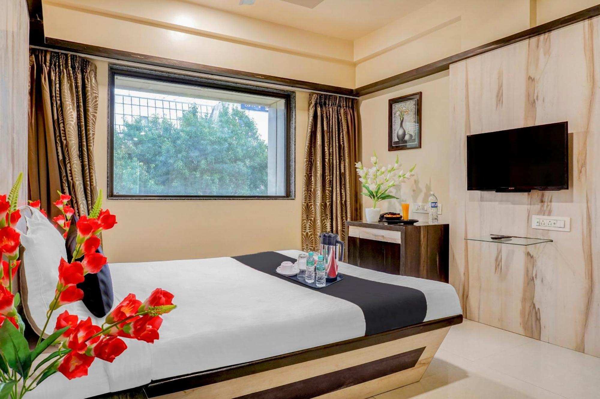 Hotel Hight Krone A Family Hotel Near Igi Airport Delhi Yeni Delhi Dış mekan fotoğraf
